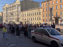 Росгвардия эвакуировала посетителей из Эрмитажа, музея Фаберже и Пушкинского музея