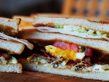 Франчайзи Subway в Петербурге накопил долг более 700 тысяч рублей по договорам концессии