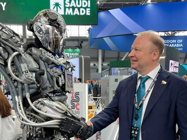 Денис Паслер назначил своего представителя в Совет Федерации, и это не Алексей Орлов