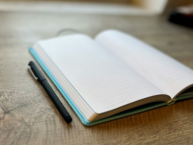 «Не хочу выматывать себя, гоняясь за прибылью». Правила Алексея Боброва