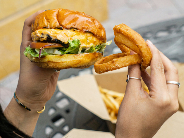 Франчайзи ушедшего Subway разделились на два лагеря: каждый из них выстраивает свою сеть Франчайзи ушедшего Subway разделились на два лагеря: каждый из них выстраивает свою сеть