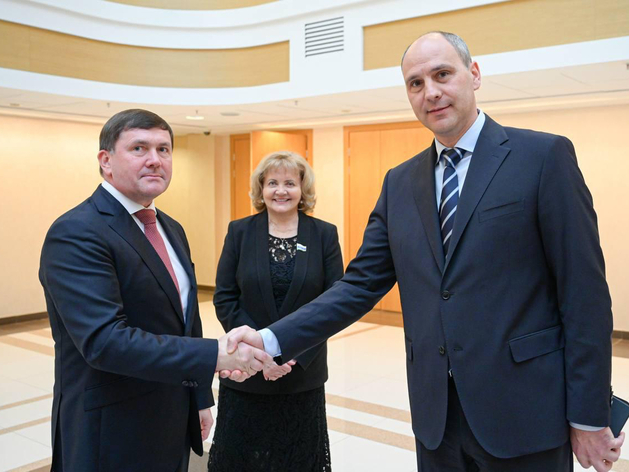 Свердловские депутаты решили судьбу Алексея Шмыкова и депутата Сергея Никонова Свердловские депутаты решили судьбу Алексея Шмыкова и депутата Сергея Никонова