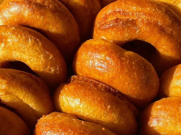 В Екатеринбурге продают три филиала сети пышечных