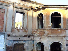 МУГИСО выставило на торги полуразрушенную усадьбу в центре Екатеринбурга