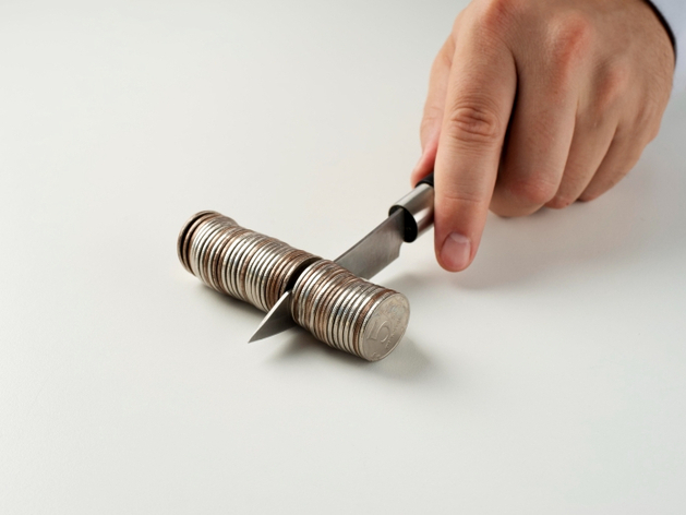 С 1 ноября приставов исключат из цепочки взыскания долгов по налогам С 1 ноября приставов исключат из цепочки взыскания долгов по налогам