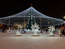 Главная новогодняя елка Тюмени станет еще выше