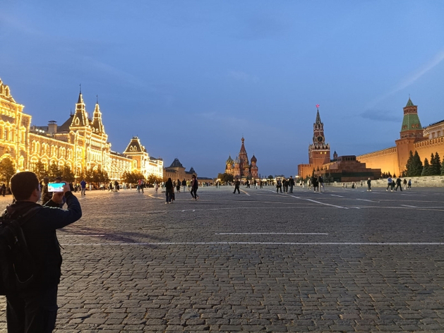 Среднестатистическому россиянину для счастья хватит 257 тыс. рублей в месяц Среднестатистическому россиянину для счастья хватит 257 тыс. рублей в месяц