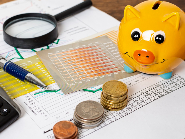 720 млн руб. потратят на выборы, 1 млрд 84 млн рублей — на аппарат губернатора в 2026 г.