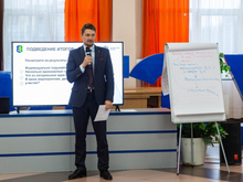 ИИ заходит в аудиторию. Вуз закинул нейросеть — и поймал волну будущего