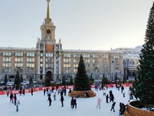 Главный каток Екатеринбурга откроется 12 декабря, а вслед за ним — два ледовых городка