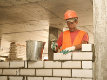 Стройкомпании легализовали в Нижегородской области более 5 тыс. мигрантов
