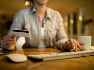 Новосибирцам продают инвестиционные и страховые продукты под видом вкладов 