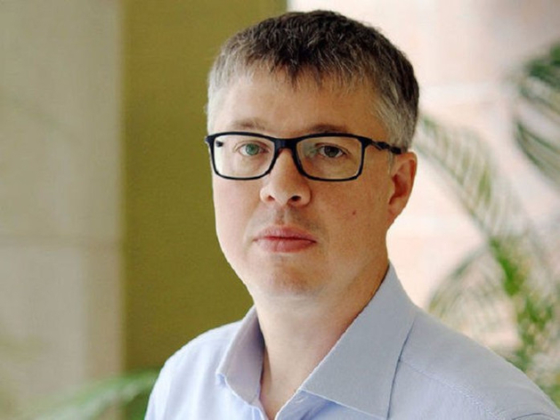 Илья Борзенков: «Давайте будем честны: гуманитарное образование — путь к бедности»