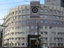 Суд приостановил дело скандальной челябинской УК  