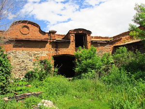 Дом революционера выставили на торги в Челябинской области за один рубль 