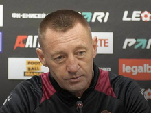 Главный тренер ФК «Енисей» Андрей Тихонов покидает команду