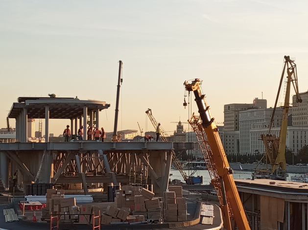 Инвестиции на рынке коммерческой недвижимости в 2025 г. снизились на 35%