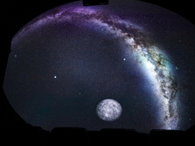 Самая большая выставка метеоритов за Уралом и планетарий открылись в Красноярске 