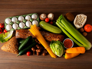 АКОРТ: Социально значимые продукты в ноябре подешевели на 7% 