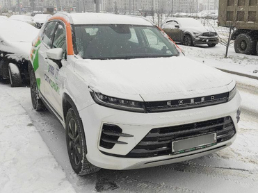 Количество выданных автокредитов в России снизилось на четверть