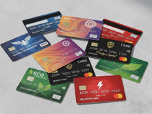 Лимиты по кредиткам в Красноярском крае срезали почти на четверть