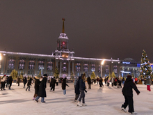 В Екатеринбурге на Площади 1905 г. открылся главный городской каток