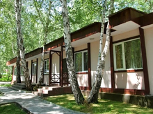 В Копейске продают оздоровительный комплекс с бассейнами, банями и выходом к озеру