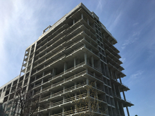 Очередной подход к снаряду: как перестроят высотку у тюменского ЦУМа