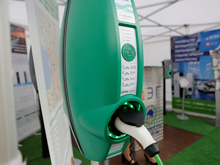 Ремонты НПЗ и сезон отпусков подтолкнули цены на бензин в Петербурге