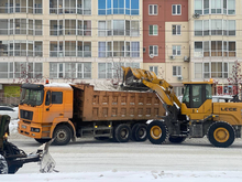 Мэр Новосибирска поручил усилить уборку снега в городе в связи с похолоданием