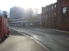 Петербуржцам объяснили правила уборки снега на парковках