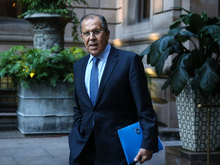 Челябинский след в большой политике: свитер Лаврова с «СССР» обсуждают в Европе