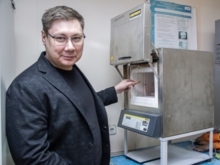 В Челябинске нашли способ повысить теплоизоляцию и прочность строительного кирпича 