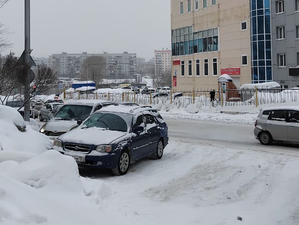 Запретят парковку транспорта в Октябрьском районе Новосибирска 