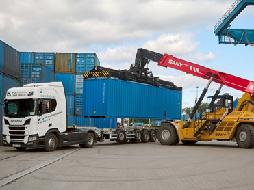 Цены на автомобильные грузоперевозки в России выросли на 12,3% в 2025 г.