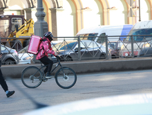 В Петербурге внедрят систему контроля для курьеров 