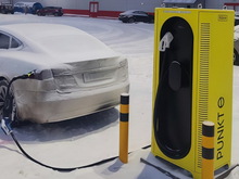 «Группа Лента» открыла новые электрозарядные станции в Новосибирске