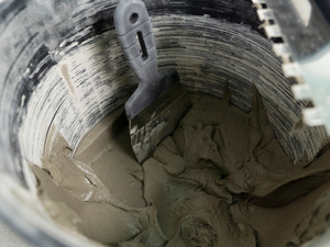 Новосибирский цементный завод сообщил о снижении производства на фоне падения спроса