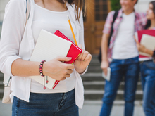 Минобрнауки сократило 47 тыс. платных мест в российских вузах с 2026/2027 учебного года 