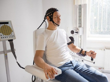 Серийное производство комплексов нейрореабилитации запустили в Челябинской области