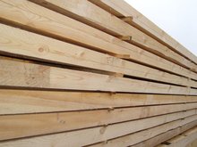 Отгрузка красноярского леса в начале 2026 сократилась в два раза