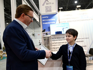 Новосибирская компания предложила школьнику стать директором лифтового завода