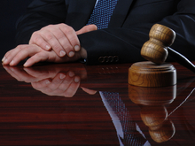 Суд в Петербурге вынес приговор пассажиру напавшему на контролера