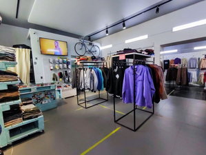 В центре Красноярска закроют магазин одежды «Современник»