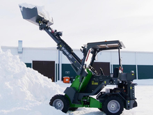 Малогабаритный погрузчик с адаптивной системой управления создали в Челябинске