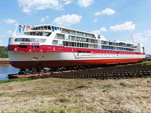 Рейсы отменяются. В Нижнем Новгороде перенесли ввод круизного теплохода