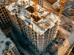 Продажи квартир в новосибирских новостройках упали на 43%