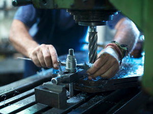 Промпроизводство в Новосибирской области упало за месяц на 29,8%