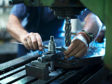 Промпроизводство в Новосибирской области упало за месяц на 29,8%