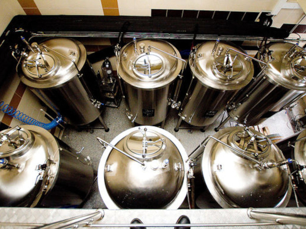 Прецедент на рынке: ФНС отказалась от претензий к уральской пивоварне JAWS Brewery Прецедент на рынке: ФНС отказалась от претензий к уральской пивоварне JAWS Brewery